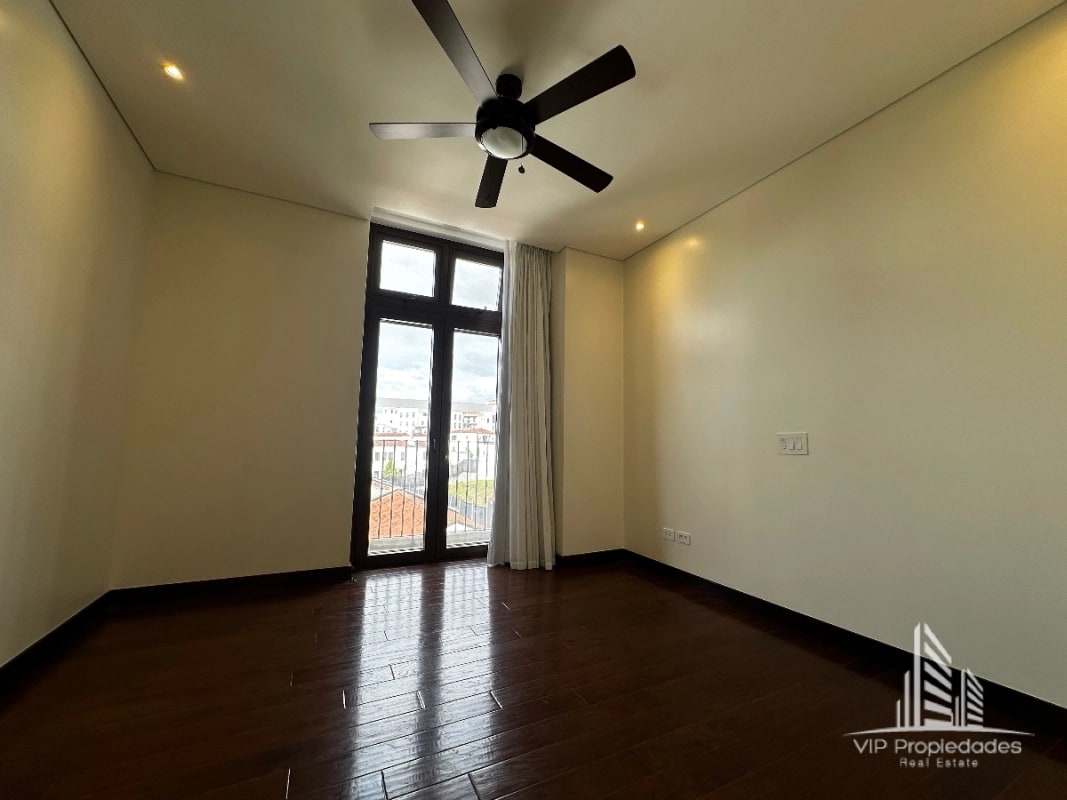 Apartamento en venta-Ramblas de Cayalá, Zona 16 - 8