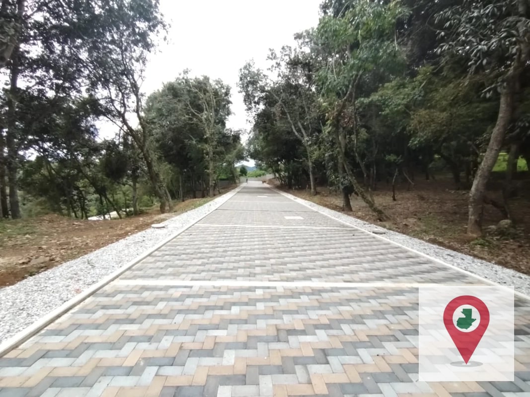 Terrenos en Venta en Santiago Sacatepequez - 2