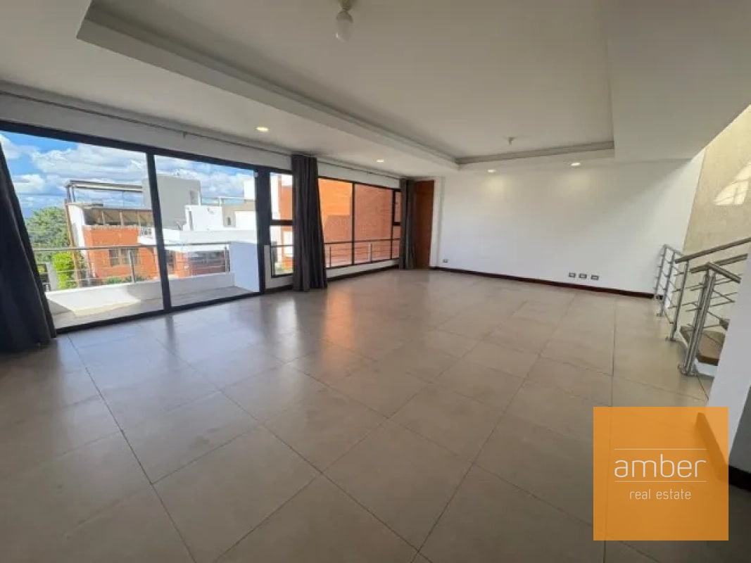 Casa en Cañadas de San Isidro, zona 16 - 12
