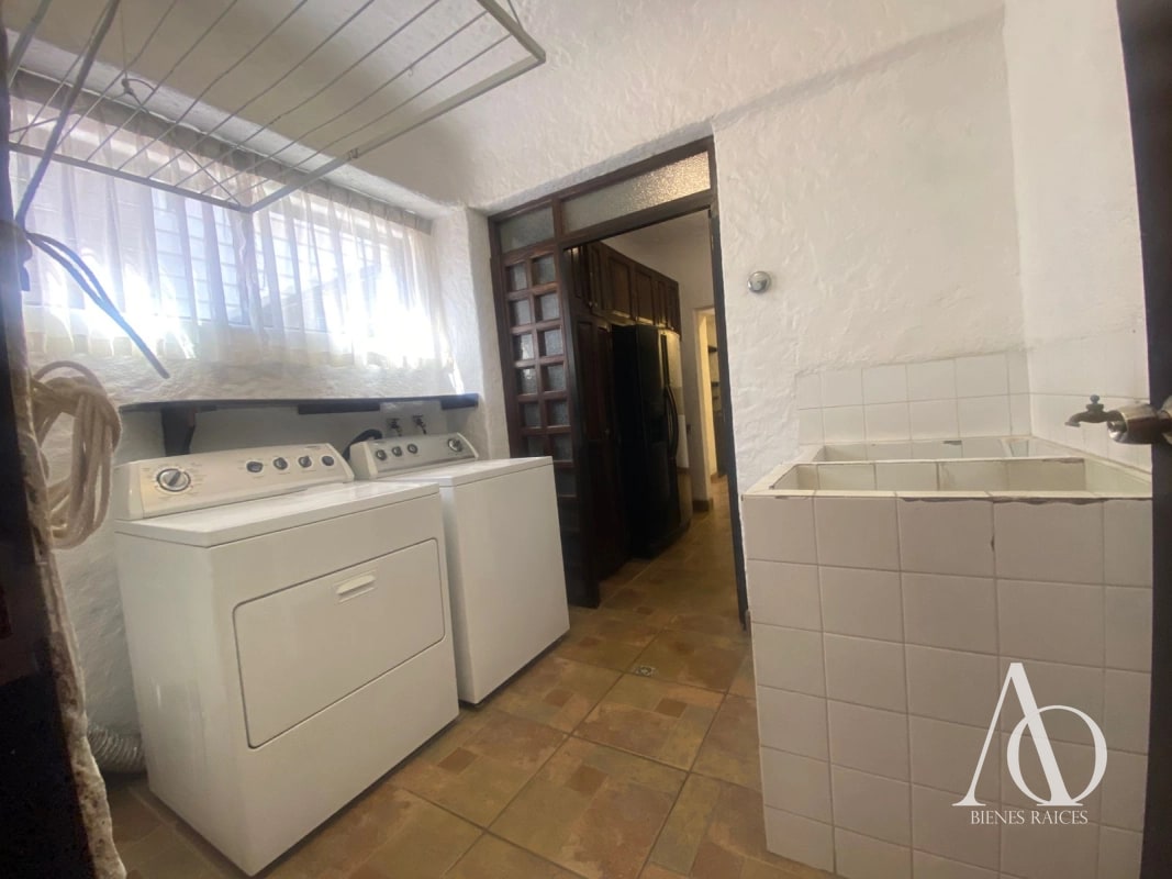 Apartamento en Alquiler Edificio El Boulevard, zona 15 VH2 N3 / EN DIRECTO b - 15