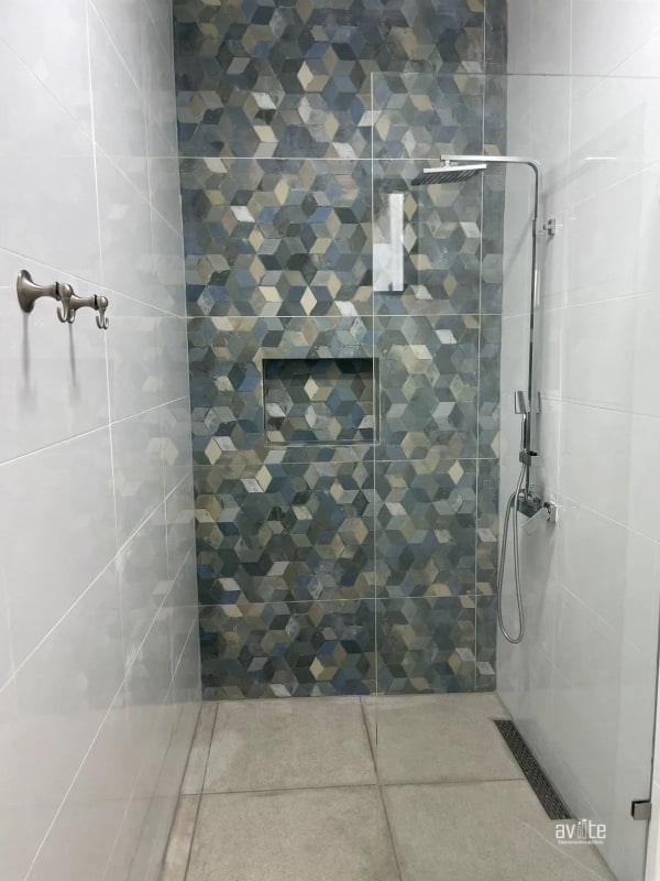 Villas Los cabos, Monterrico.      Amplio tipo villa ideal para inversionista. $220,000 - 4