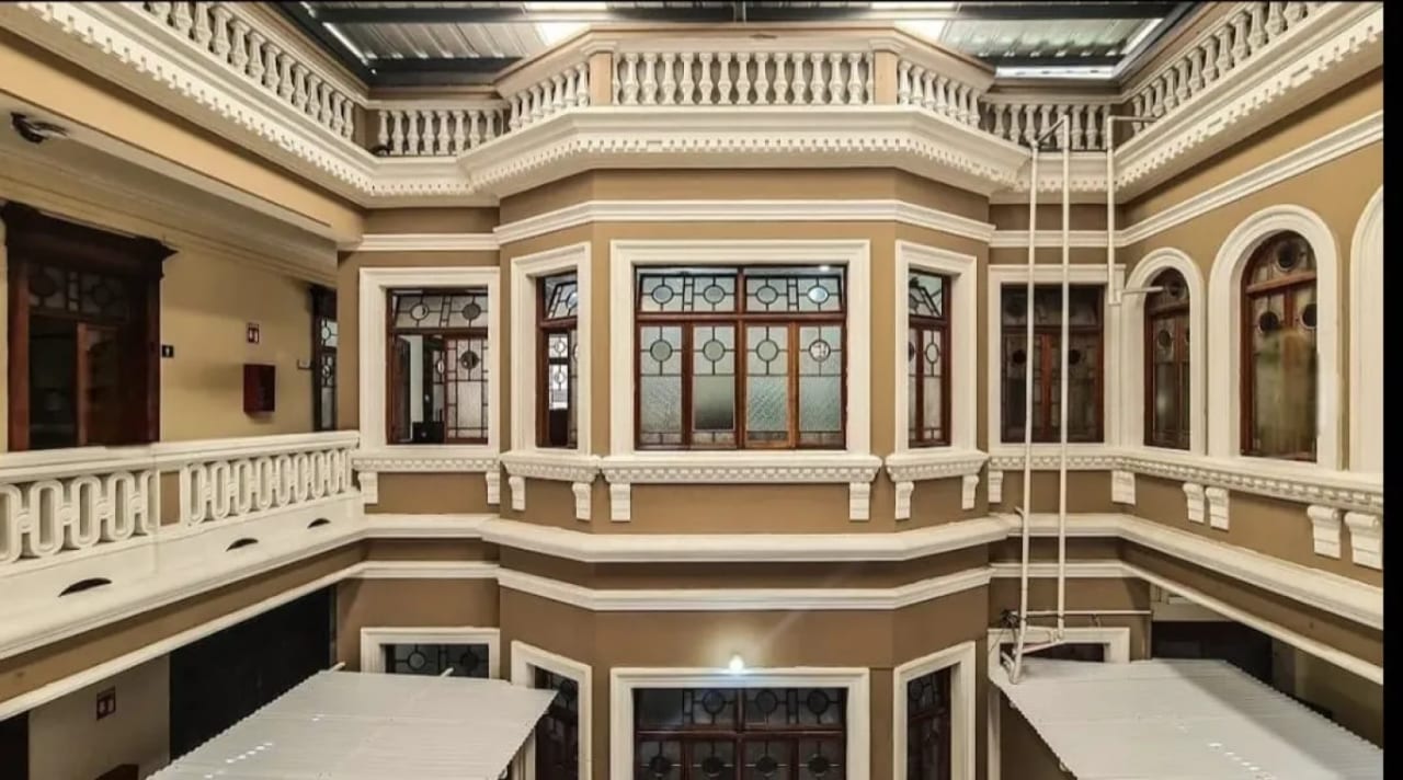 Centro Histórico, zona 1, 6ta ave. Cercana al Palacio Nacional — Casa en Venta en Zona 1, Guatemala, Ciudad — foto 1 de 15