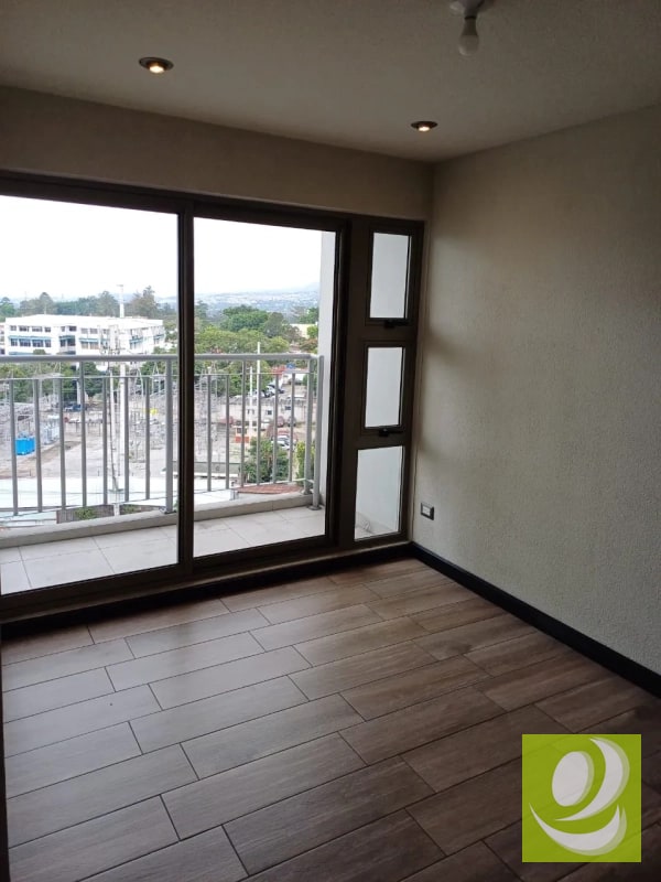 VENDO APARTAMENTO EN PUNTO MARISCAL ZONA 11 - 2