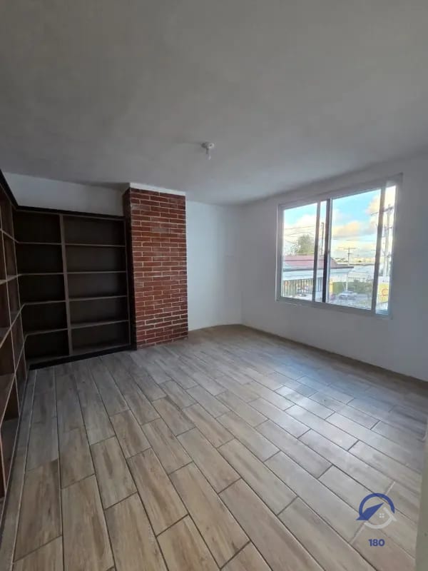 Amplia casa en venta en San Cristobal 2, zona 8, Mixco — Casa en Venta en Zona 8 Mixco, Guatemala, Ciudad — foto 11 de 17