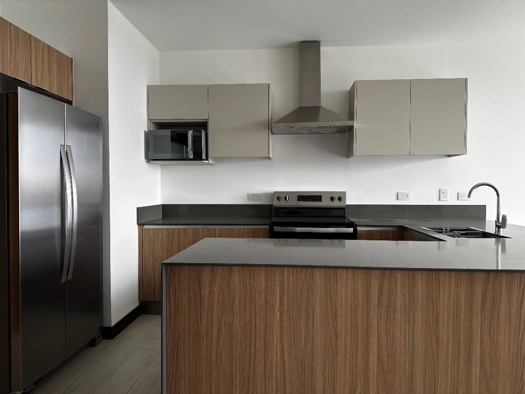 Apartamento en alquiler Residencias Spazio Zona 15 - 16