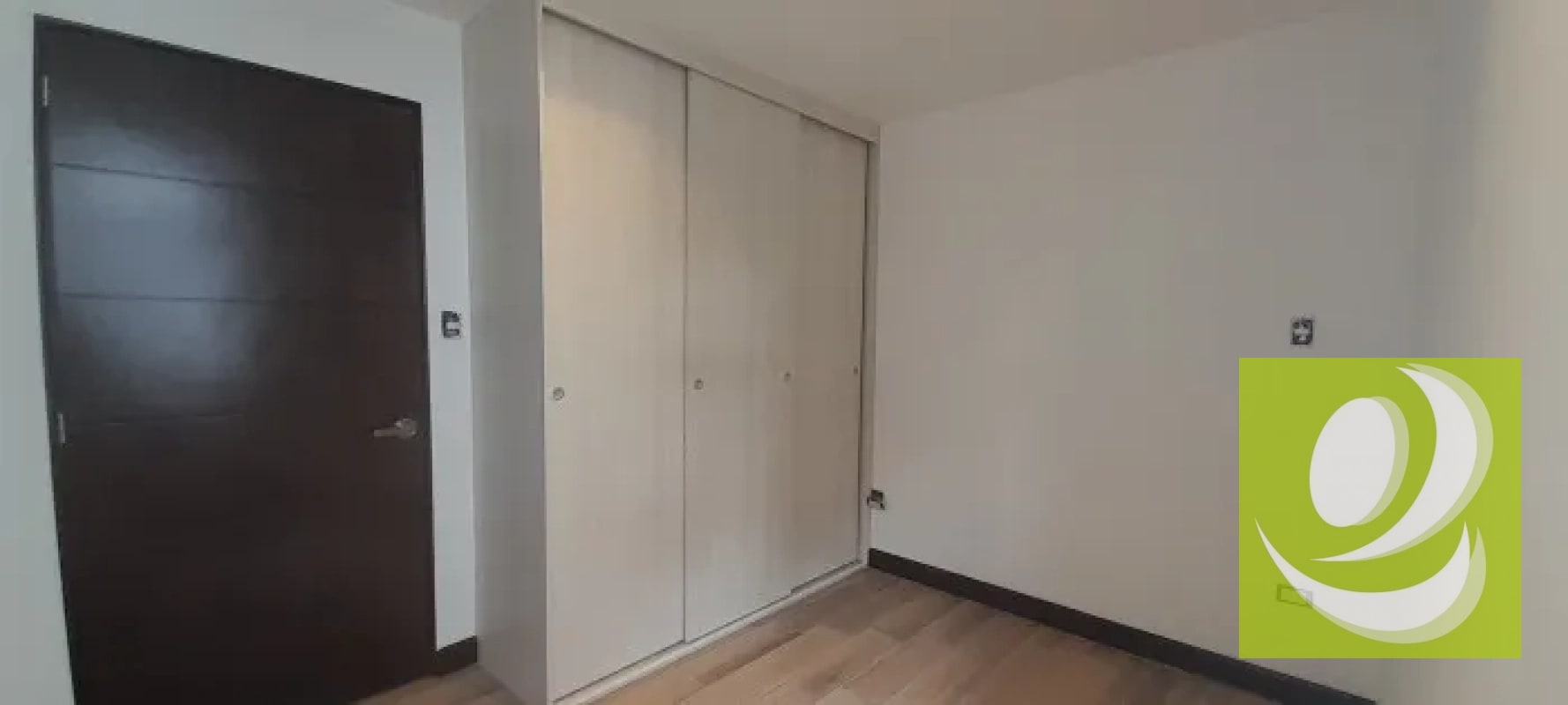 APARTAMENTO EN VENTA EN KANAJUYÚ ZONA 16 - 2
