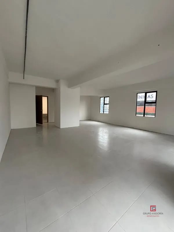 Amplia clínica/oficina en Prospere 14 — Clínica en Alquiler en Prospere 14, Zona 14, Guatemala, Ciudad — foto 4 de 7