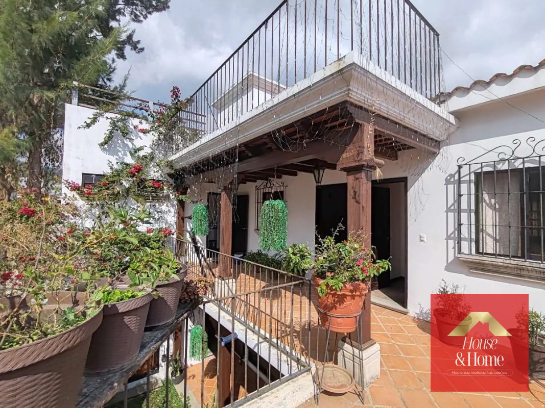 Renta de casa amueblada - 2