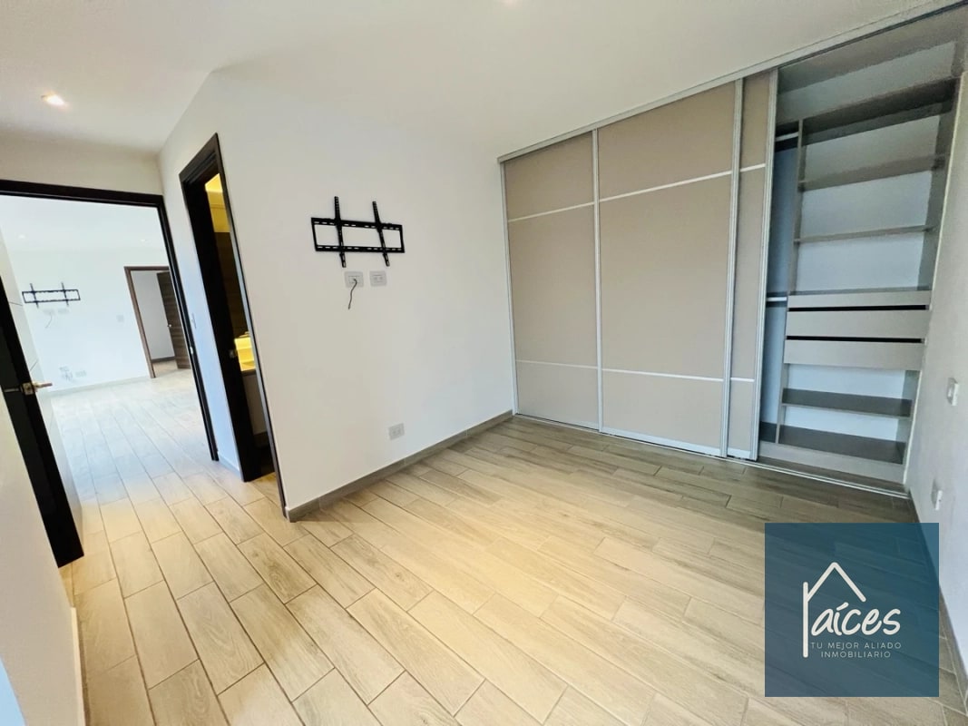Apartamento en Renta PARQUE 10 Zona 10 (D) - 5