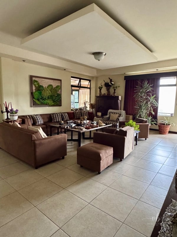 Casa en venta - Bellas Luces - Santa Catarina Pinula - 5