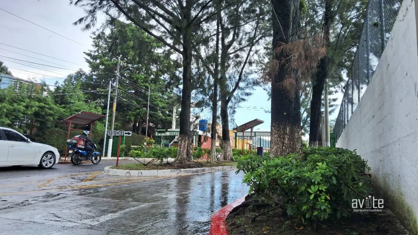 Bosques de Linda Villa, zona 7, casa en venta   Q2,950,000 más impuestos - 11
