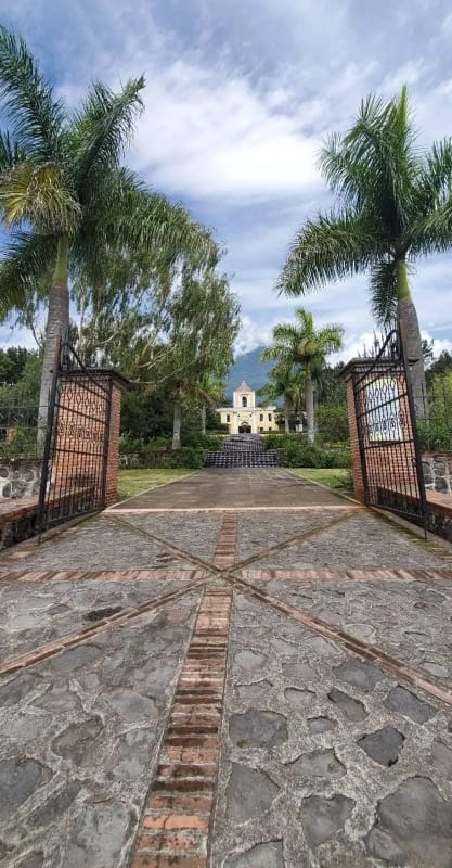 Terreno con planos y excelente vista en Antigua Gardens — Terreno en Venta en Antigua Gardens, Alotenango, Sacatepéquez — foto 3 de 5