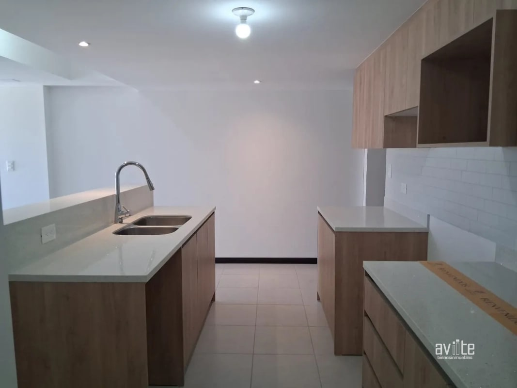 Condado Naranjo, Serena:  apartamento 2 habitaciones con balcón Q5,200.00 - 4
