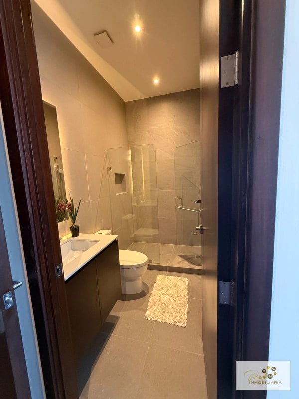 RENTA-APARTAMENTO ECHO TORRE I, ZONA 14. - 5