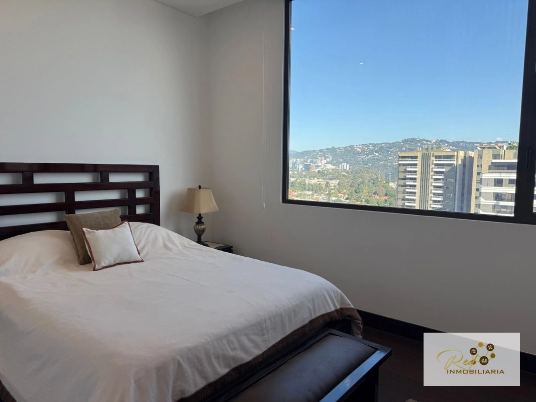 VENTA-APARTAMENTO ECHO TORRE I, ZONA 14. - 14