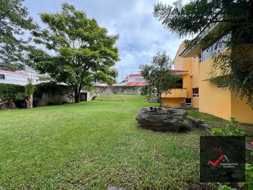 CASA EN VENTA SAN CRISTOBAL ZONA 8 DE MIXCO - 9
