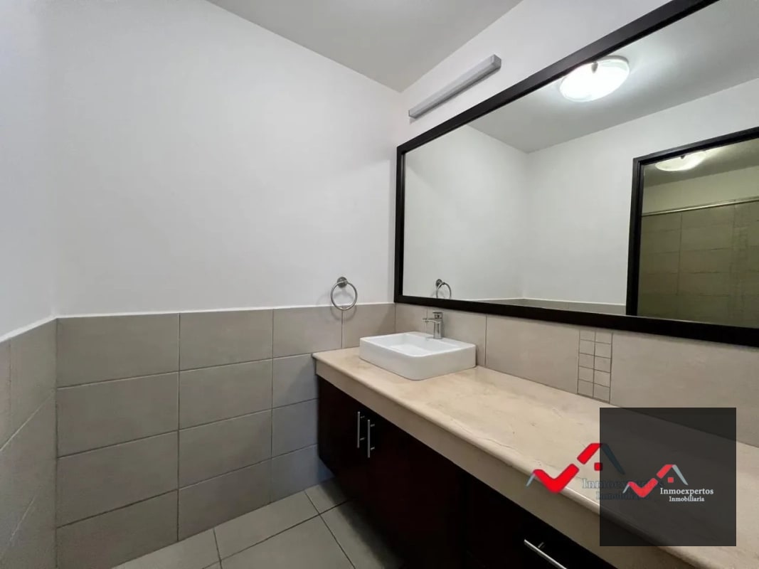 Apartamento en Renta Zona 14 - 8