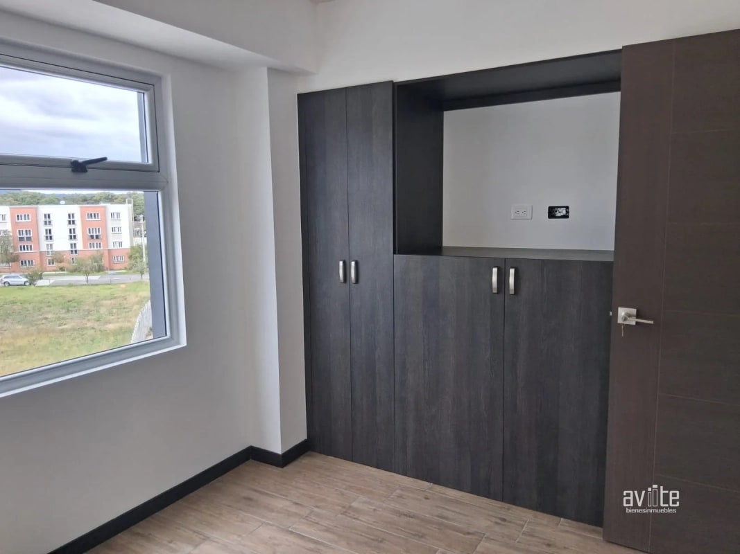 CONDADO NARANJO:   Villa en nivel medio para estrenar.   Q7,500.00 manto.incluido - 3