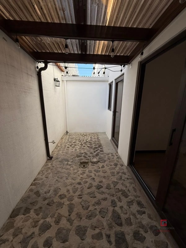 Acogedora Casa en venta Barrios Coloniales - 12