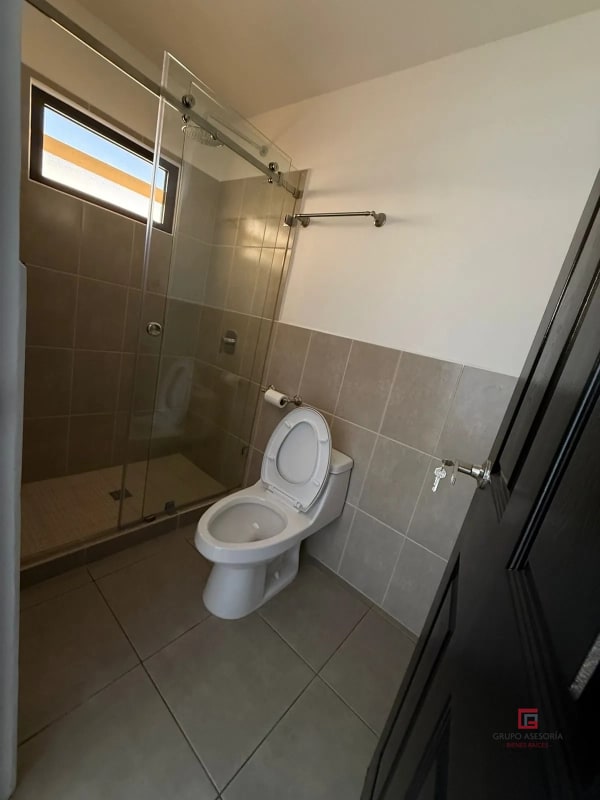 Acogedora Casa en venta Barrios Coloniales - 9