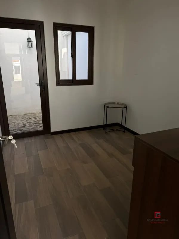 Acogedora Casa en venta Barrios Coloniales — Casa en Venta en San Pedro Las Huertas, Antigua, Sacatepéquez — foto 3 de 17