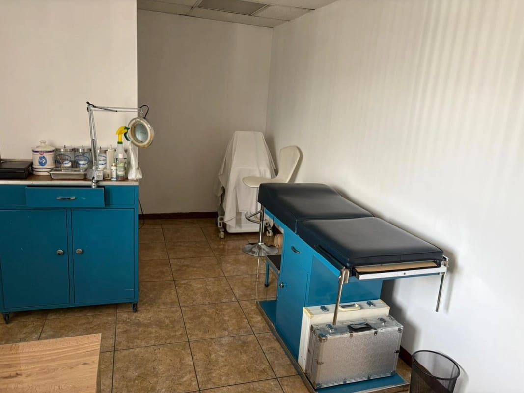 Clinica médica en Edificio Las Americas zona 14 — Clínica en Alquiler en Zona 14, Guatemala, Ciudad — foto 6 de 8