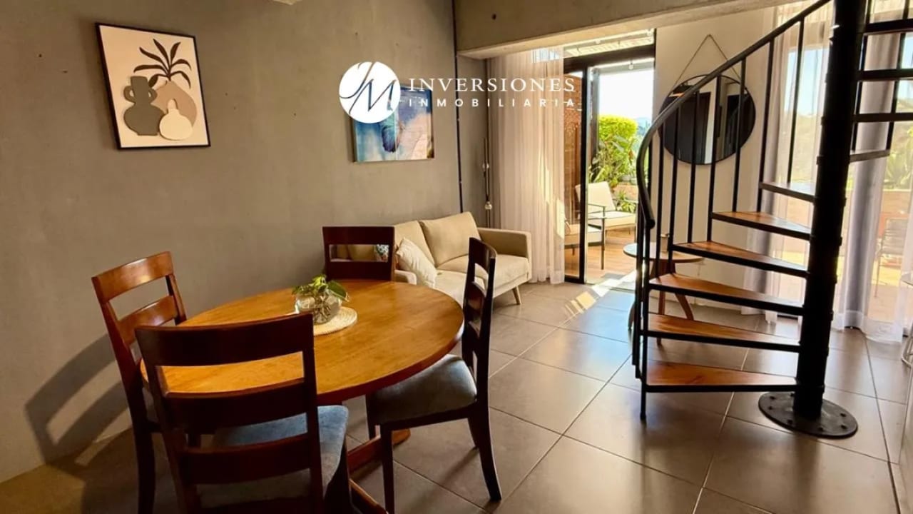 Apartamento en zona 10 — Apartamento en Alquiler en Zona 10, Guatemala, Ciudad — foto 1 de 10