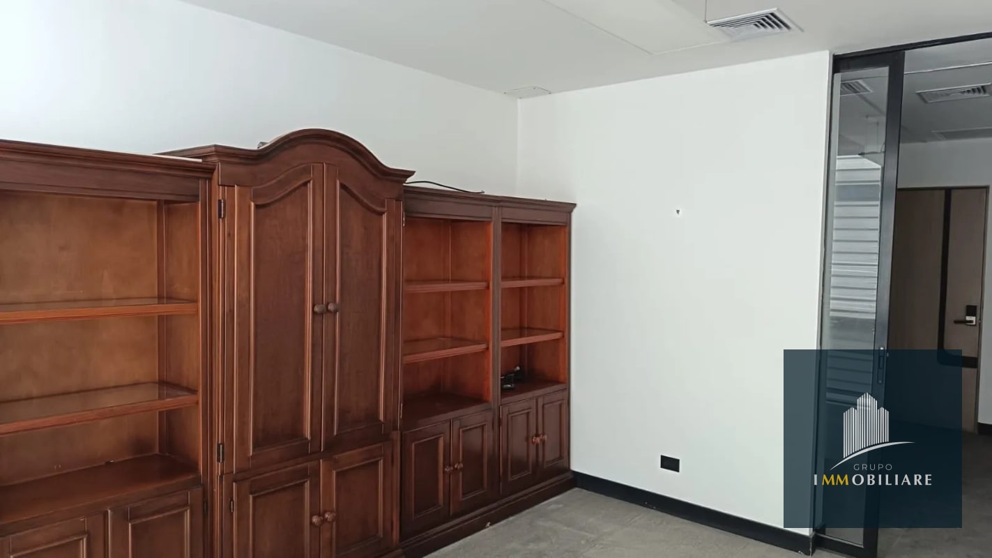 CLÍNICA MÉDICA EN ALQUILER RENOVATI ZONA 10 - 8