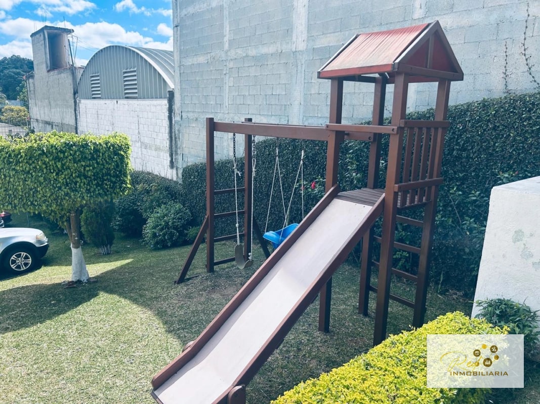 🏡 VENDO CASA EN CIUDAD SAN CRISTÓBAL 📍 Ubicada sobre el boulevard principal, dentro de condominio - 5