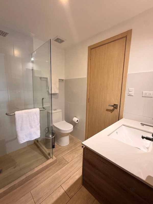 Apartamento equipado zona 10 en venta - 9