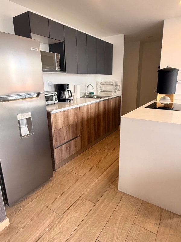 Apartamento equipado zona 10 en venta - 8