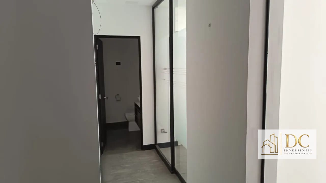 đ CLĂNICA MĂDICA EN ALQUILER â 50 M² + AMUEBLADA | RENOVATI | ZONA 10 â ClĂnica en Alquiler en Renovati, Zona 10, Guatemala, Ciudad â foto 7 de 9