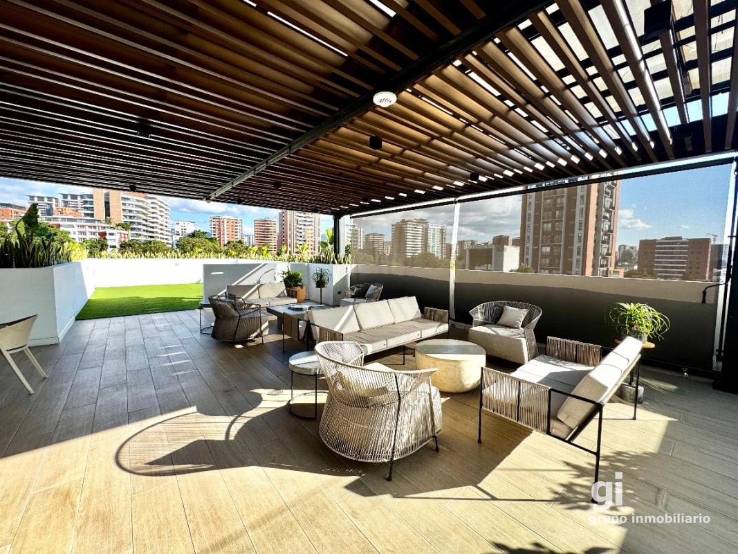 Apartamento de 2 dormitorios + jardín en venta en zona 13 - 4