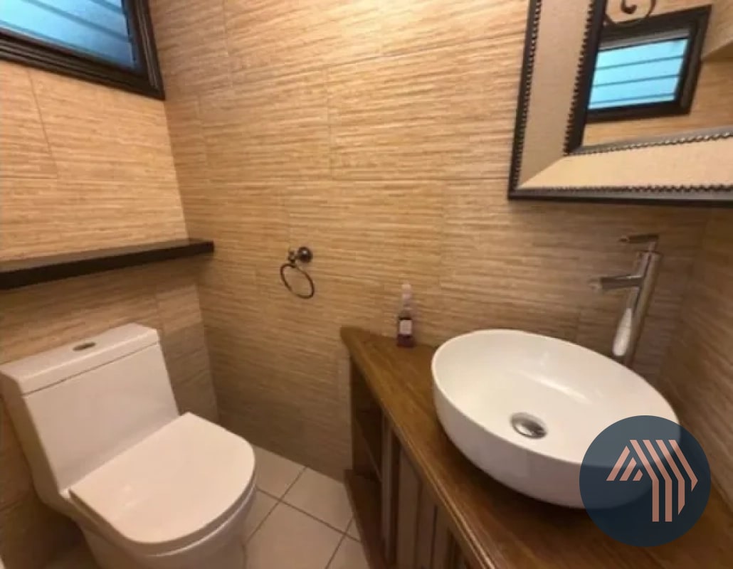 VENTA DE LINDA CASA AMUEBLADA - ALTOS DE ARRAZOLA, KM 16.5 CES - 2