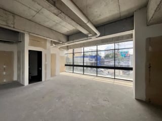 CLINICA EN RENTA ZONA 10 — Clínica en Alquiler en Renovati, Zona 10, Guatemala, Ciudad — miniatura 3 de 7