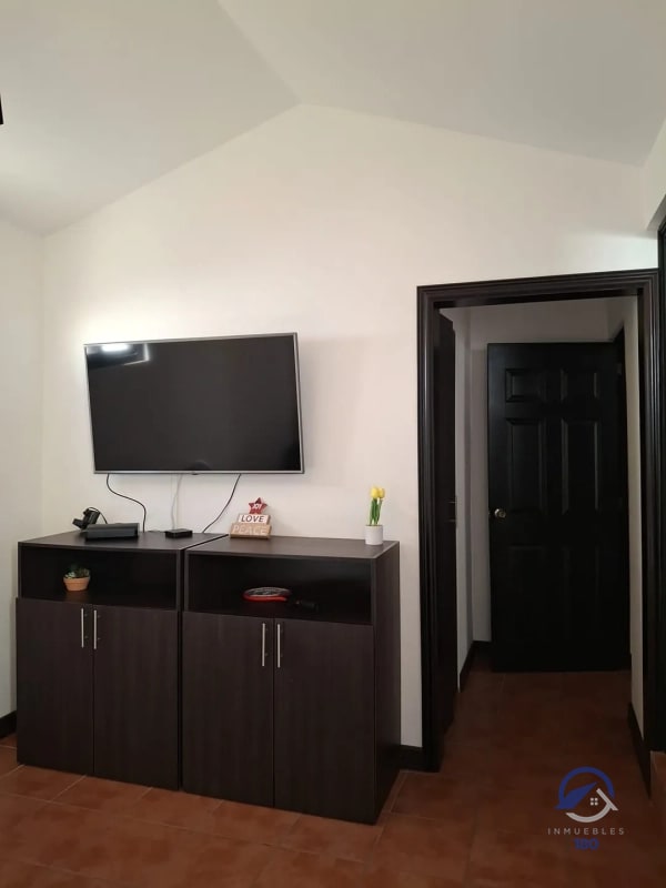 Casa en venta en Barrio Las Campanas, San Pedro Las Huertas, Sacatepéquez - 15