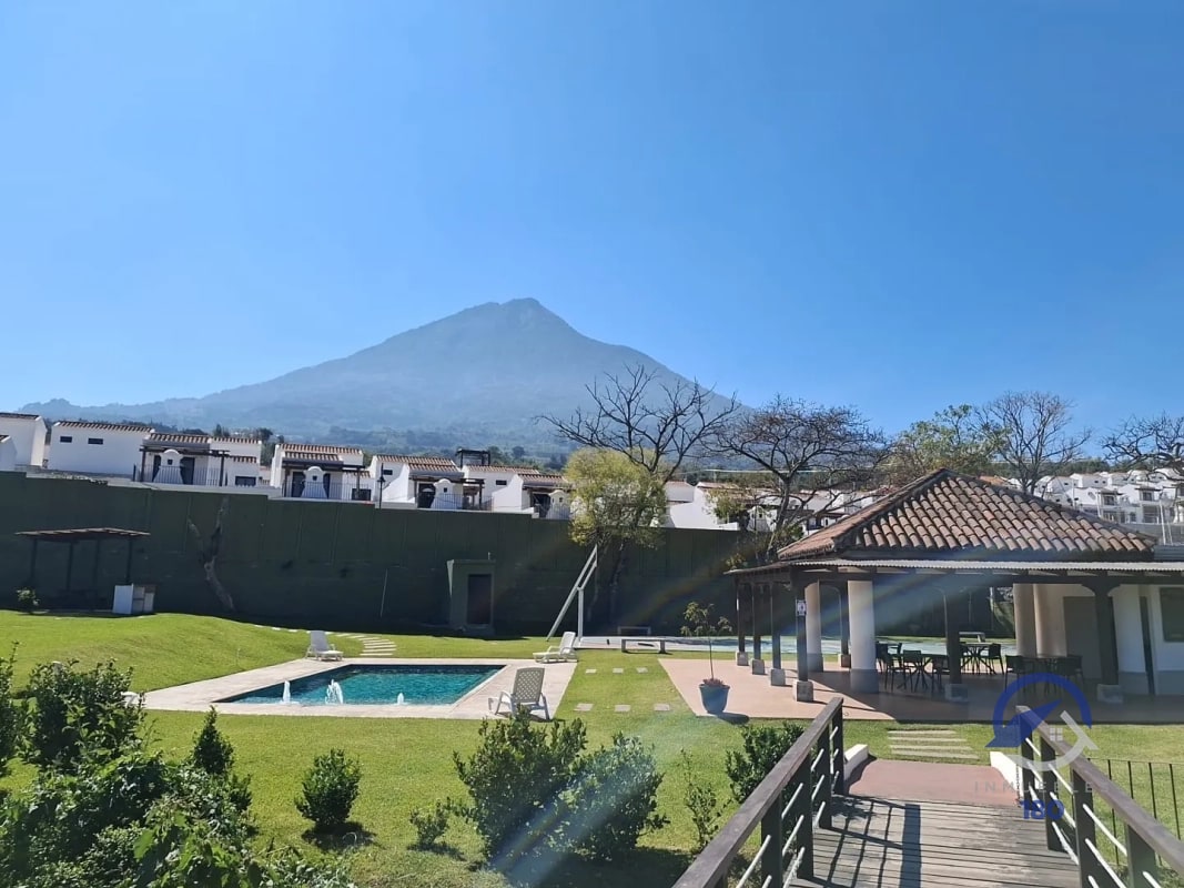 Casa en venta en Barrio Las Campanas, San Pedro Las Huertas, Sacatepéquez - 4