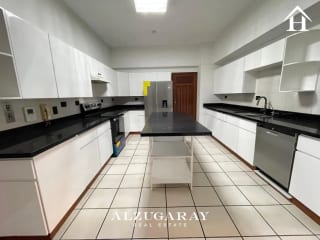 APTO AMPLIO C/ VISTA, Z.14 2 HAB. / EDIFICIO EXCLUSIVO — Apartamento en Alquiler en Zona 14, Guatemala, Ciudad — miniatura 10 de 13