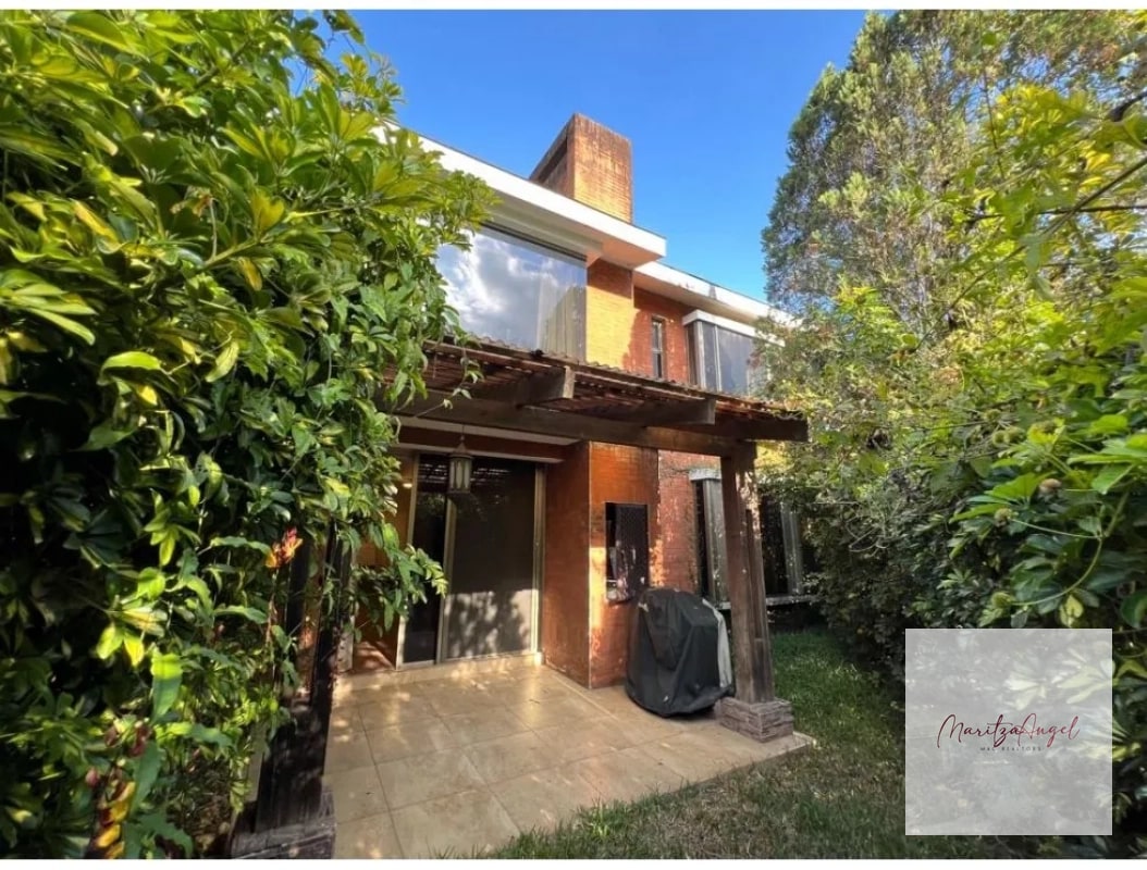CASA EN VENTA ZONA 10. EL PRADO - 12