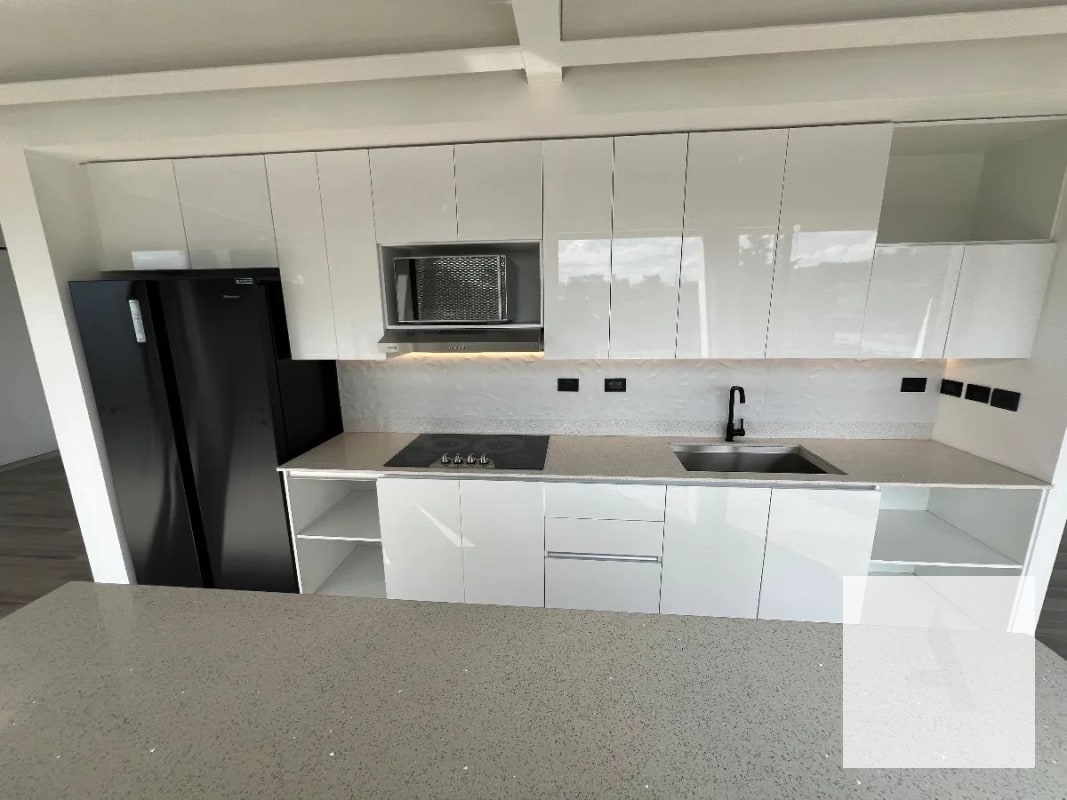 Apartamento moderno tipo estudio en RENTA, zona 16 - 10