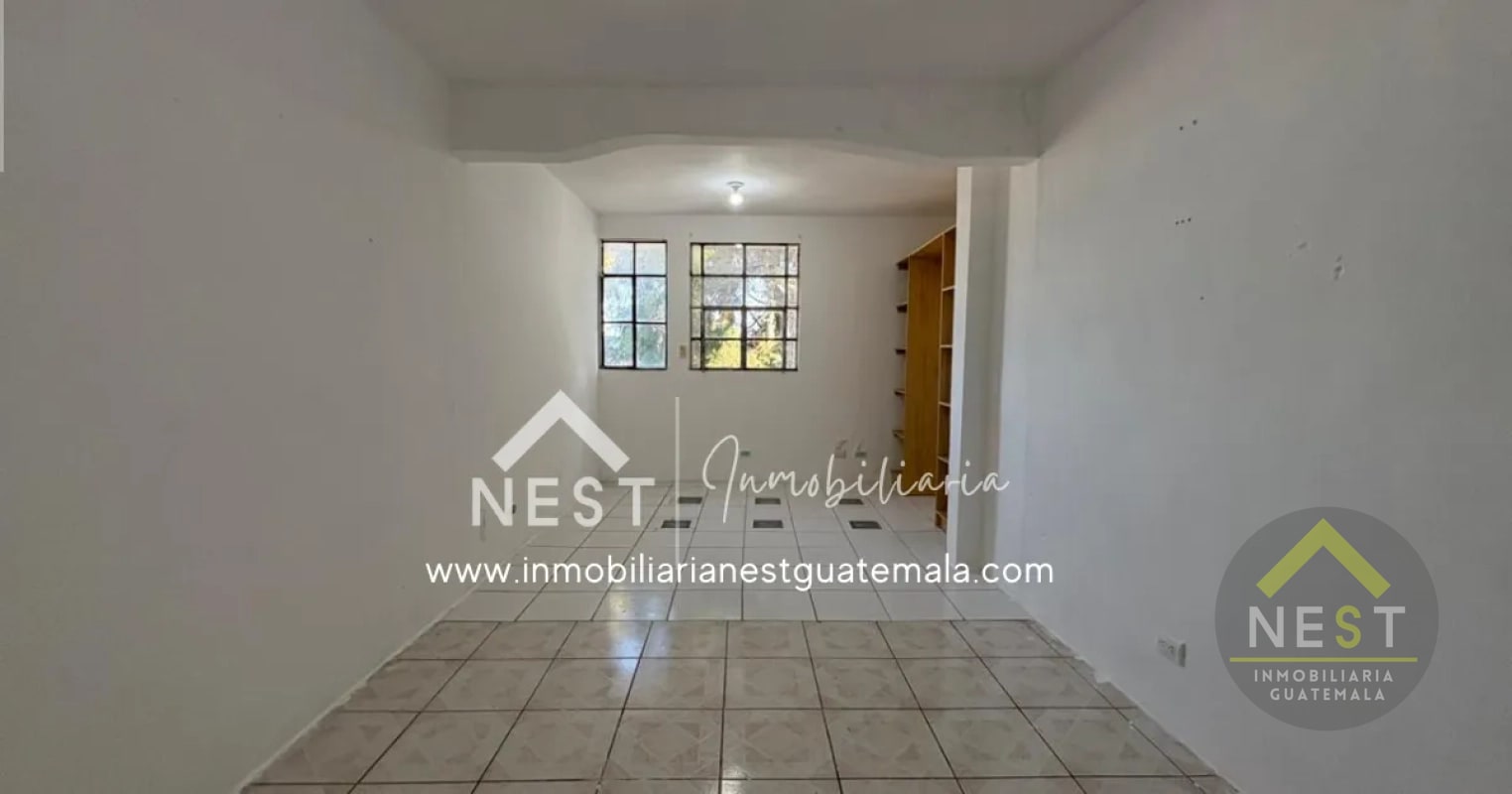 Casa amplia en venta | Residenciales LOS OLIVOS - Zona 18 - 5