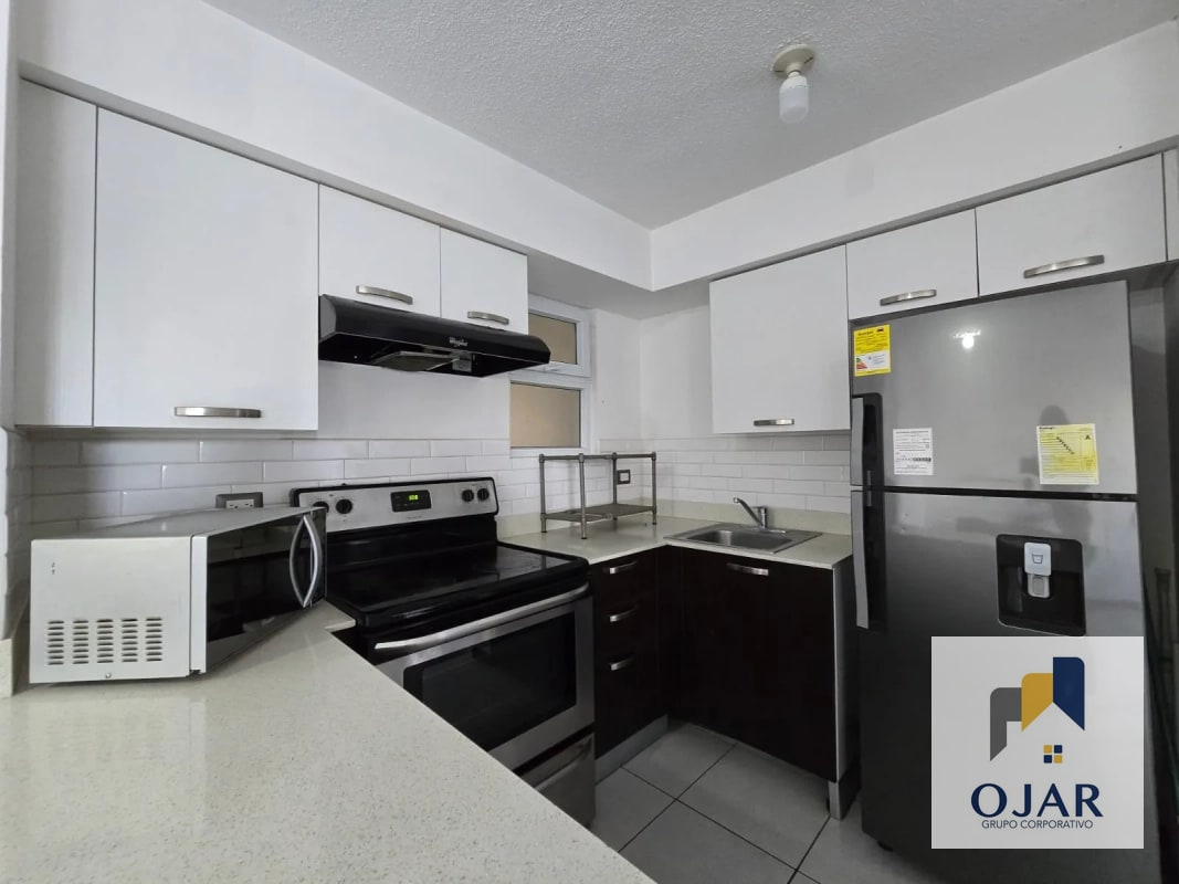 Apartamento en Venta zona 11, Condominio Vistas de las Charcas - 9