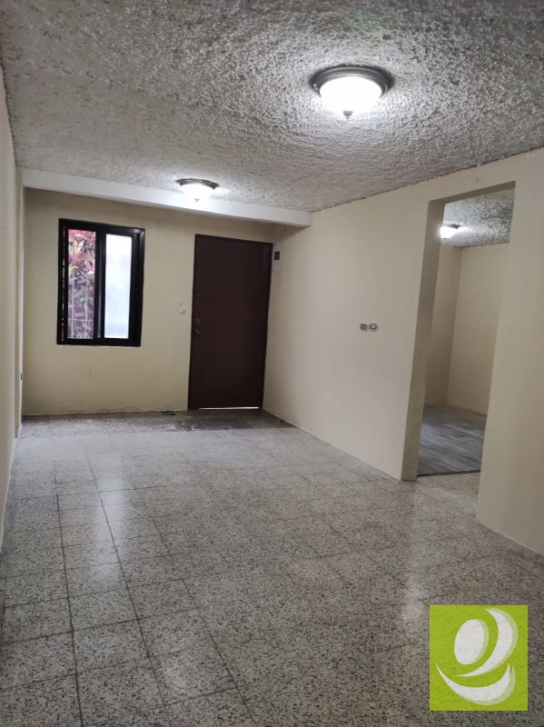 CASA EN VENTA EN ZONA 18 KM 6 CARRETERA AL ATLANTICO - 8