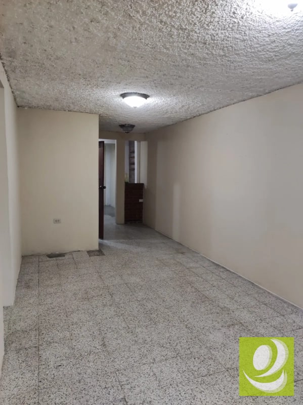 CASA EN VENTA EN ZONA 18 KM 6 CARRETERA AL ATLANTICO - 7