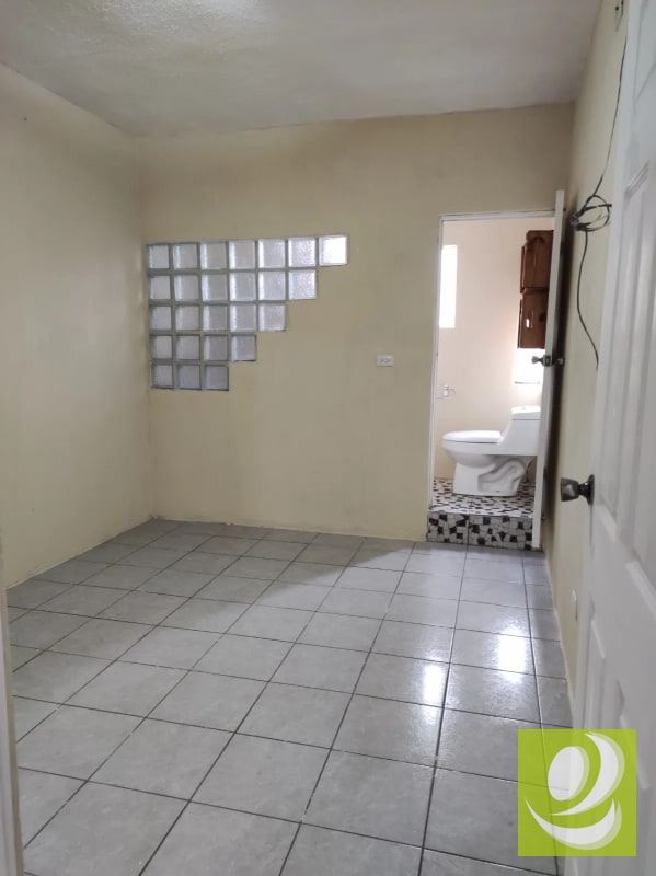 CASA EN VENTA EN ZONA 18 KM 6 CARRETERA AL ATLANTICO - 3