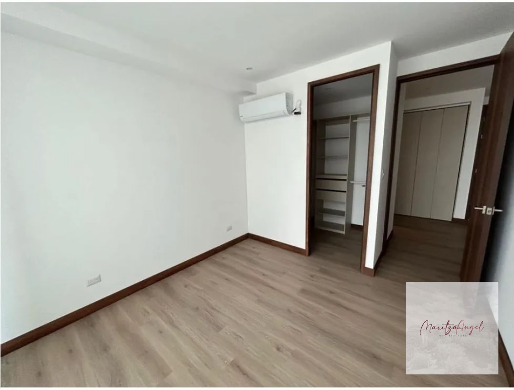 APARTAMENTO EN VENTA EDIFICIO ARTIS ZONA 13A EN - 6