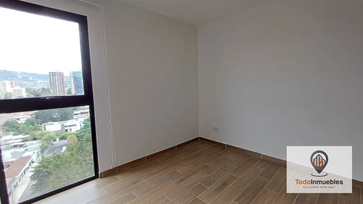 Apartamento en Renta en Parque 14 - 11