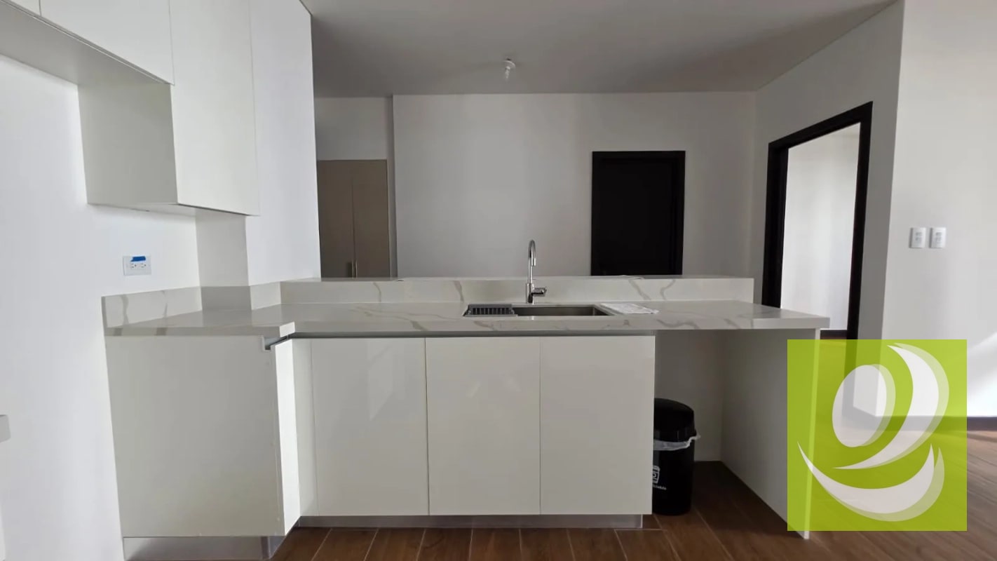Renta  apartamento en Lirios zona 16 - 12