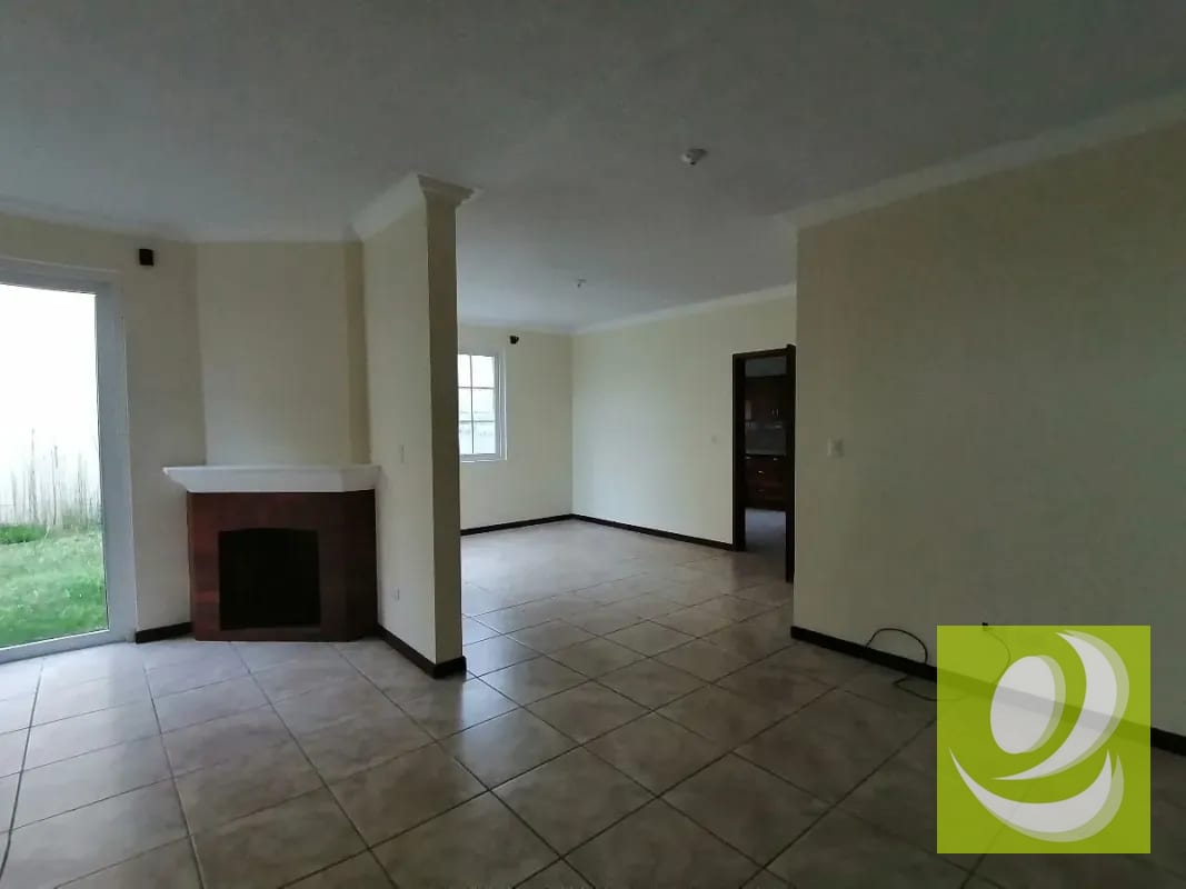 Casa en venta ENTREVERDES — Casa en Venta en Carretera a El Salvador, Guatemala, Ciudad — foto 1 de 12