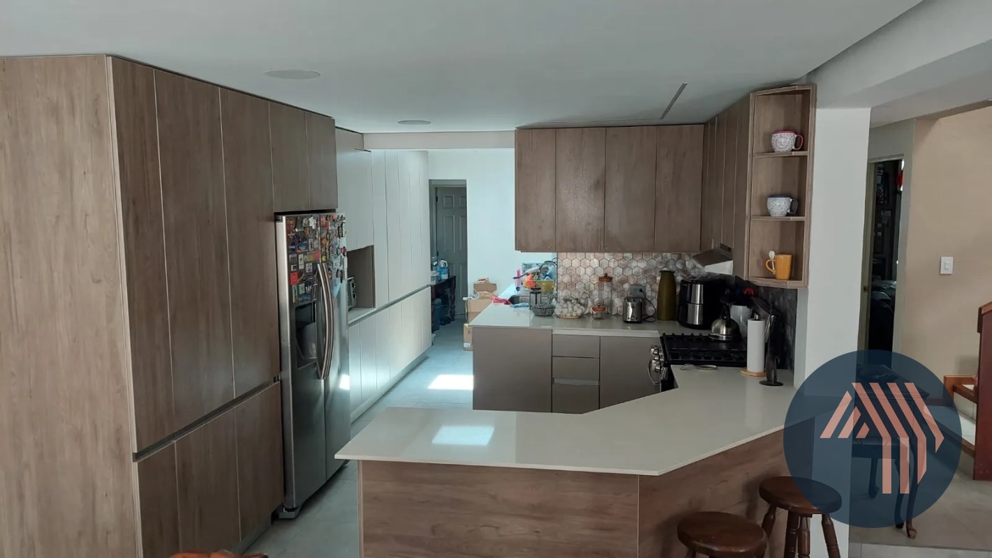 ALQUILER DE CÉNTRICO TOWNHOUSE  - MONTE AZUL, ZONA 13 - 16